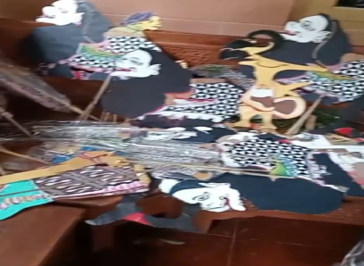 Kesenian Wayang Kardus Padukuhan Senden